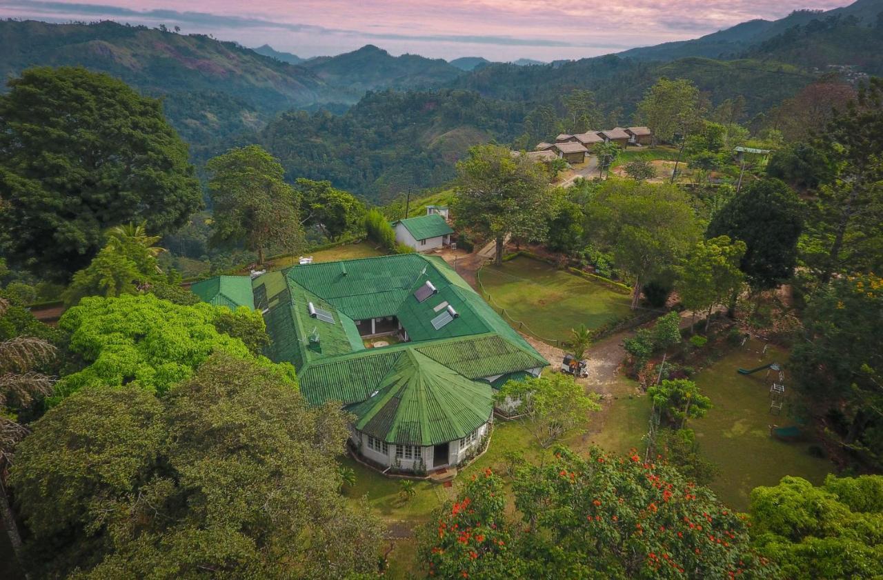 The Secret Ella Hotel Passara Bagian luar foto