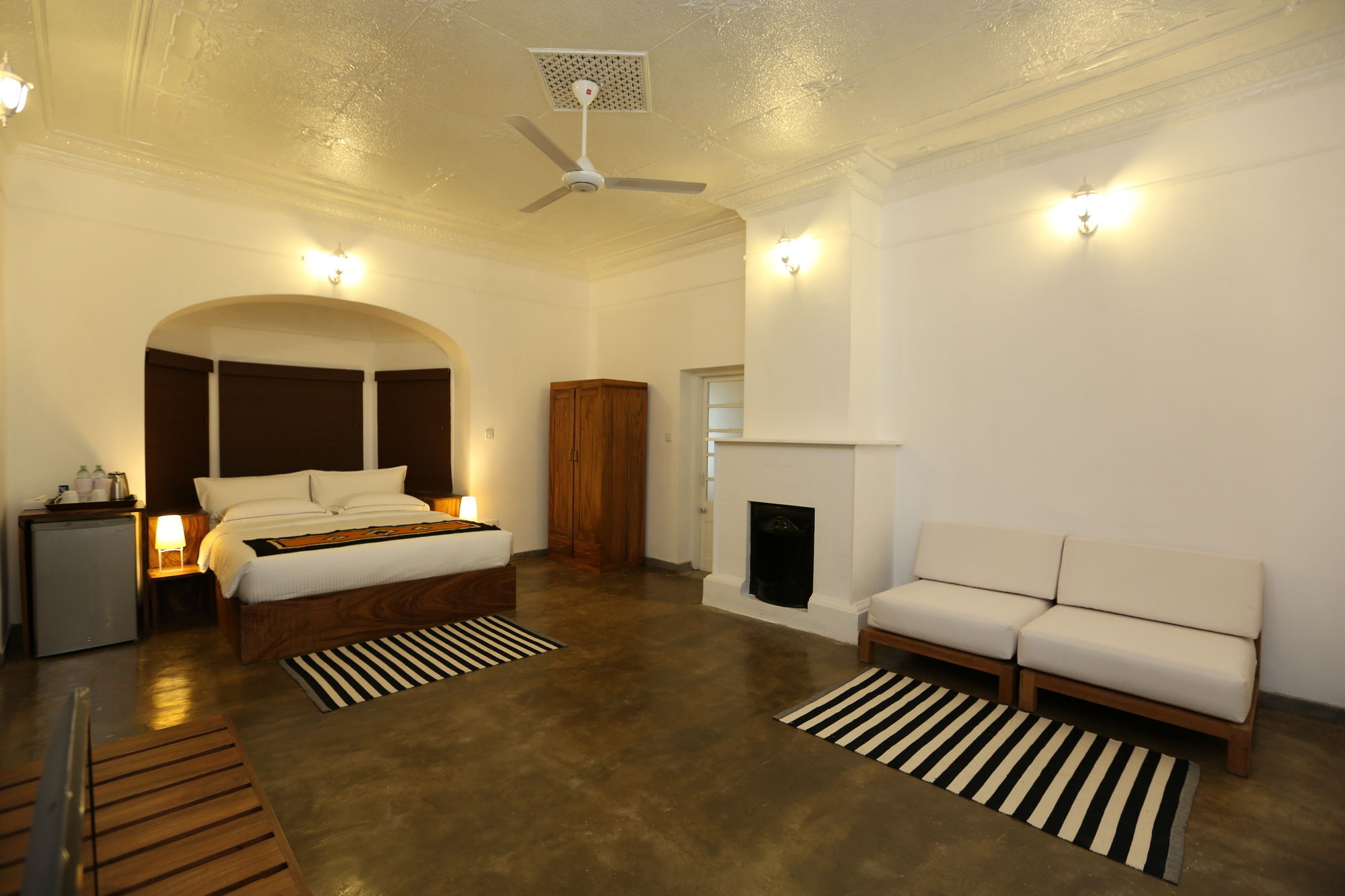 The Secret Ella Hotel Passara Bagian luar foto