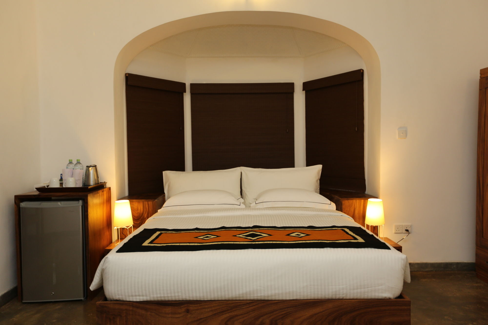 The Secret Ella Hotel Passara Bagian luar foto