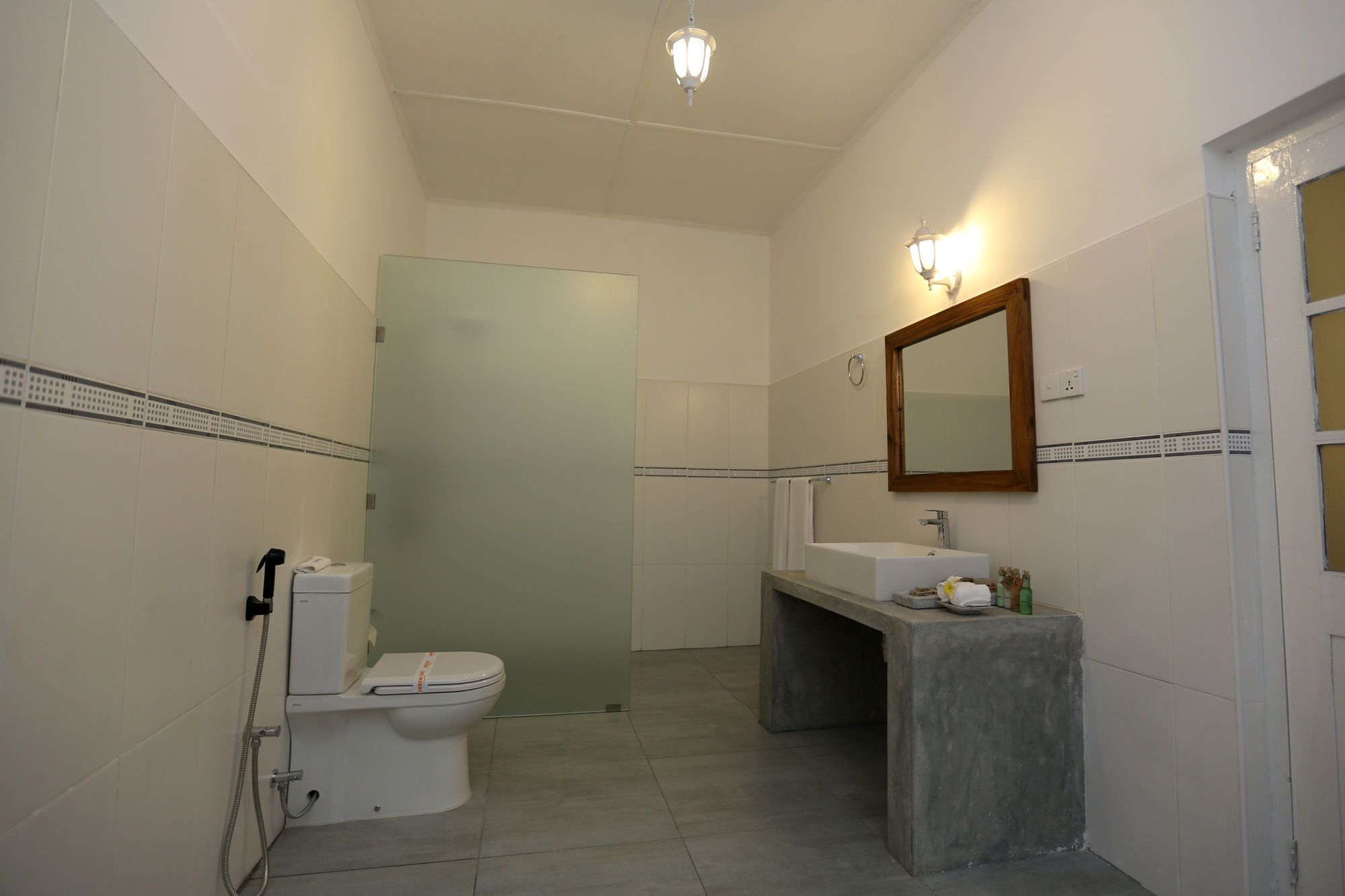 The Secret Ella Hotel Passara Bagian luar foto