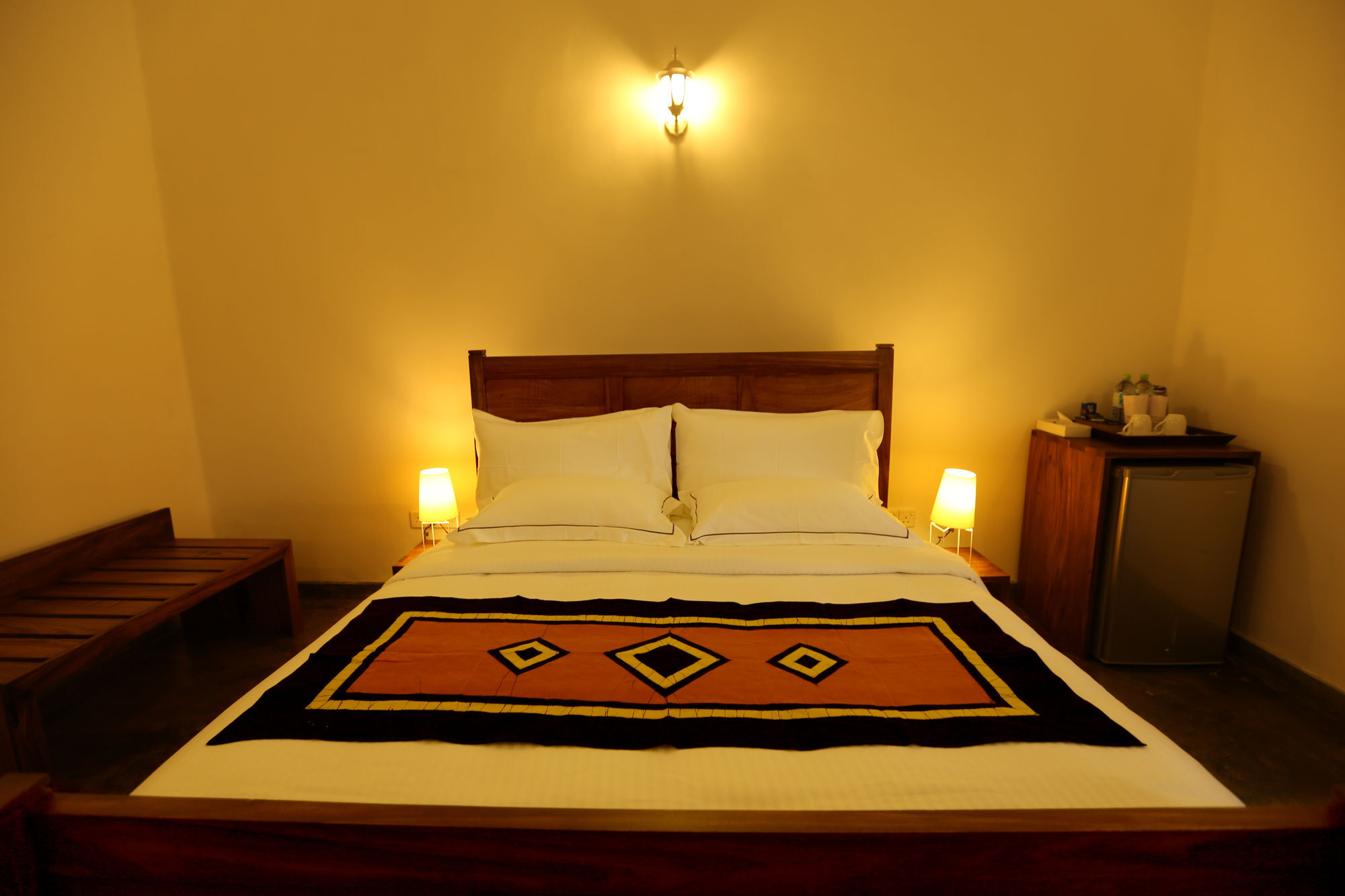 The Secret Ella Hotel Passara Bagian luar foto
